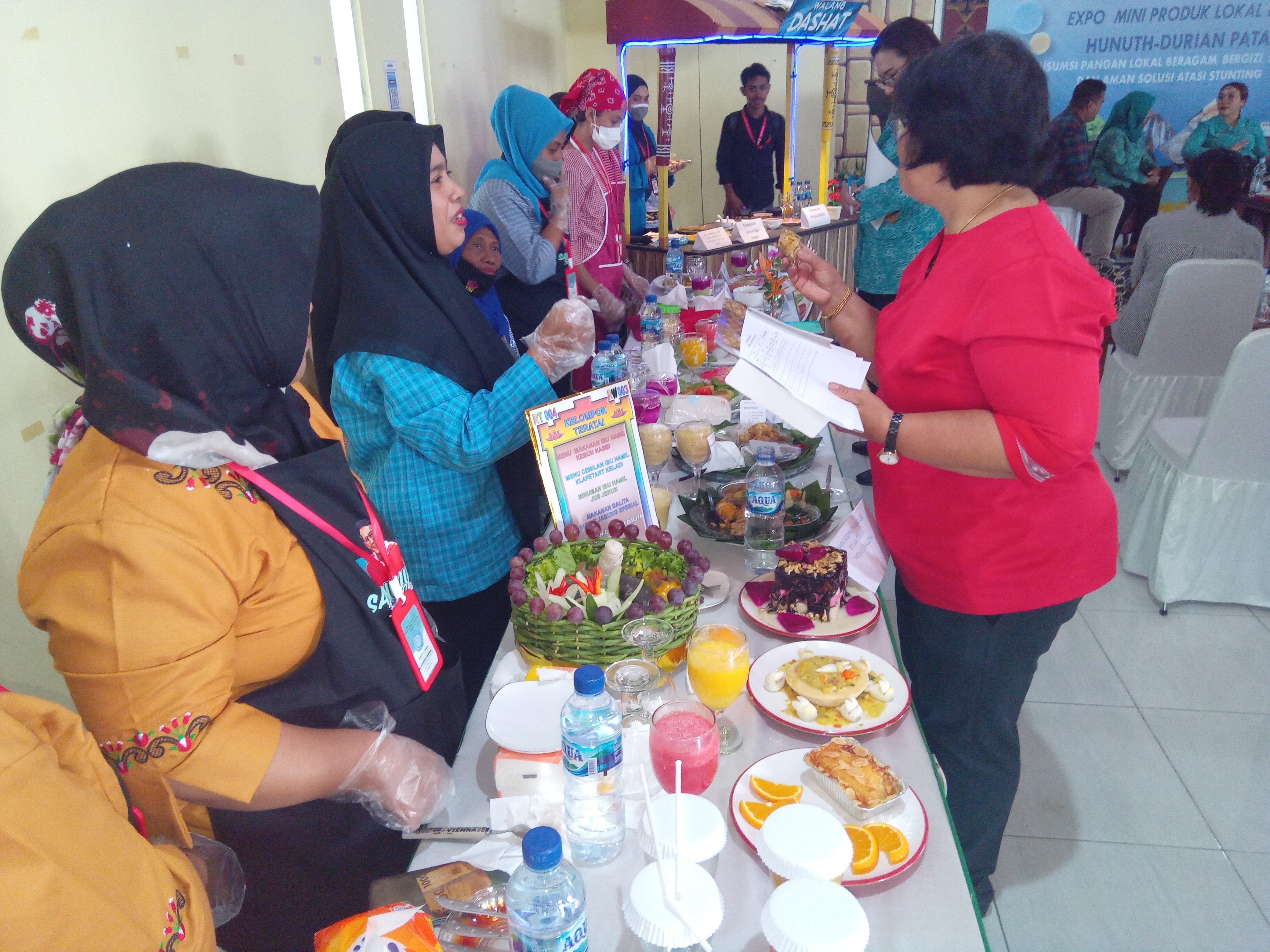Lomba Cipta Menu Berbasis Pangan Lokal dan Mini expo Produk Lokal Desa